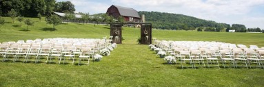 cropped-ceremony-facing-barn1.jpg